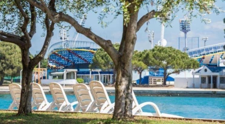 Apartments Mirna Stress Free Vol.2 Umag Exterior photo